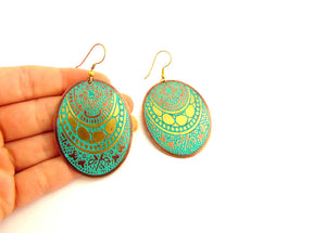 Oval Turquoise and Gold Tone Earrings